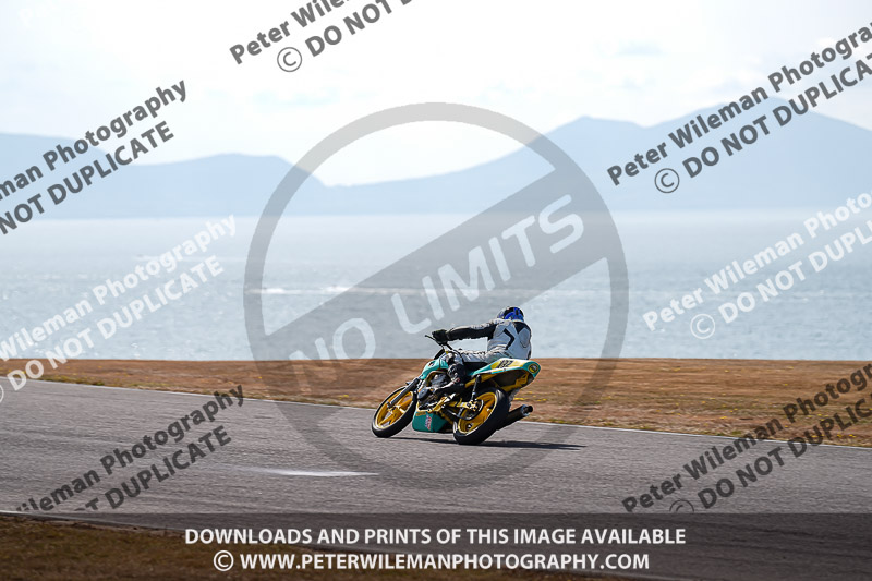 anglesey no limits trackday;anglesey photographs;anglesey trackday photographs;enduro digital images;event digital images;eventdigitalimages;no limits trackdays;peter wileman photography;racing digital images;trac mon;trackday digital images;trackday photos;ty croes